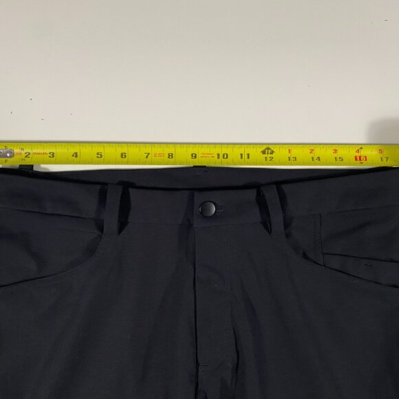 Lululemon Relaxed Fit Commission Pant Black mens size 35x29.5 - Picture 7 of 9